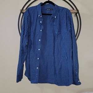 Nautica button up shirt 🙋🏾‍♀️